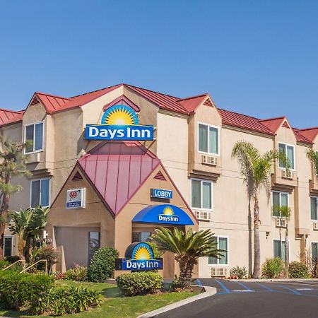 Days Inn By Wyndham Carlsbad Esterno foto