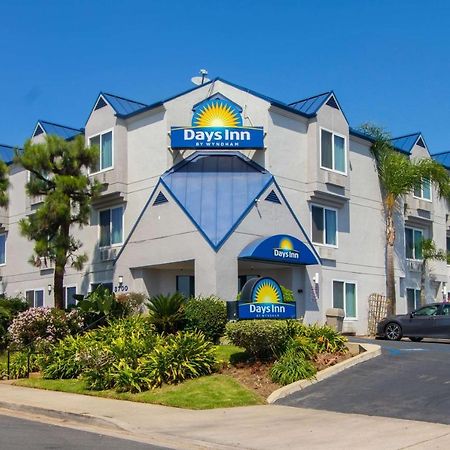 Days Inn By Wyndham Carlsbad Esterno foto