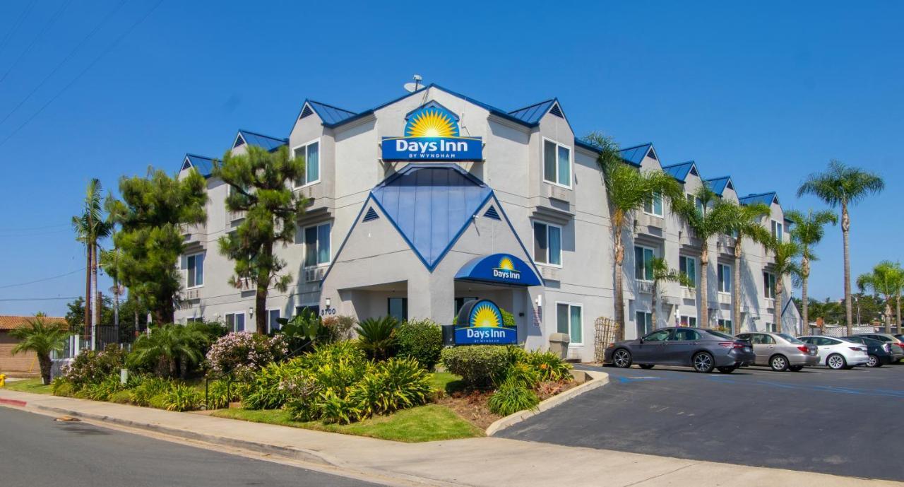 Days Inn By Wyndham Carlsbad Esterno foto